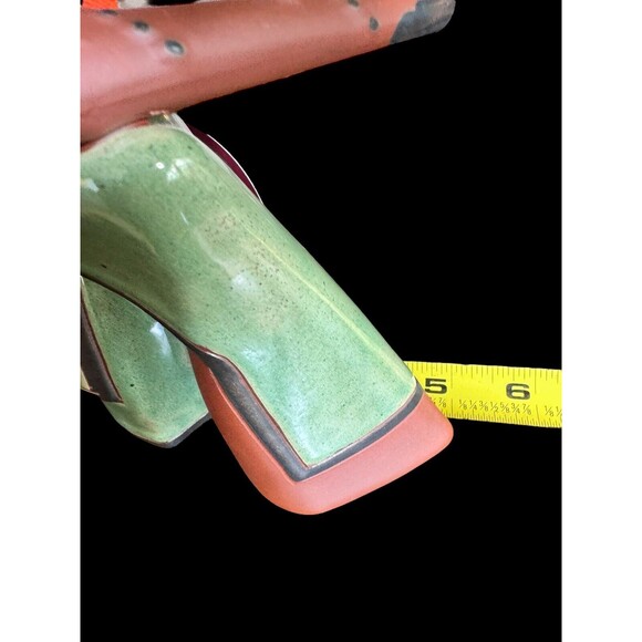 Gom Viet Fine Arts Terracotta Art Deco Elegant Vietnamese Sculpture, 9”H x 5” - Picture 10 of 12